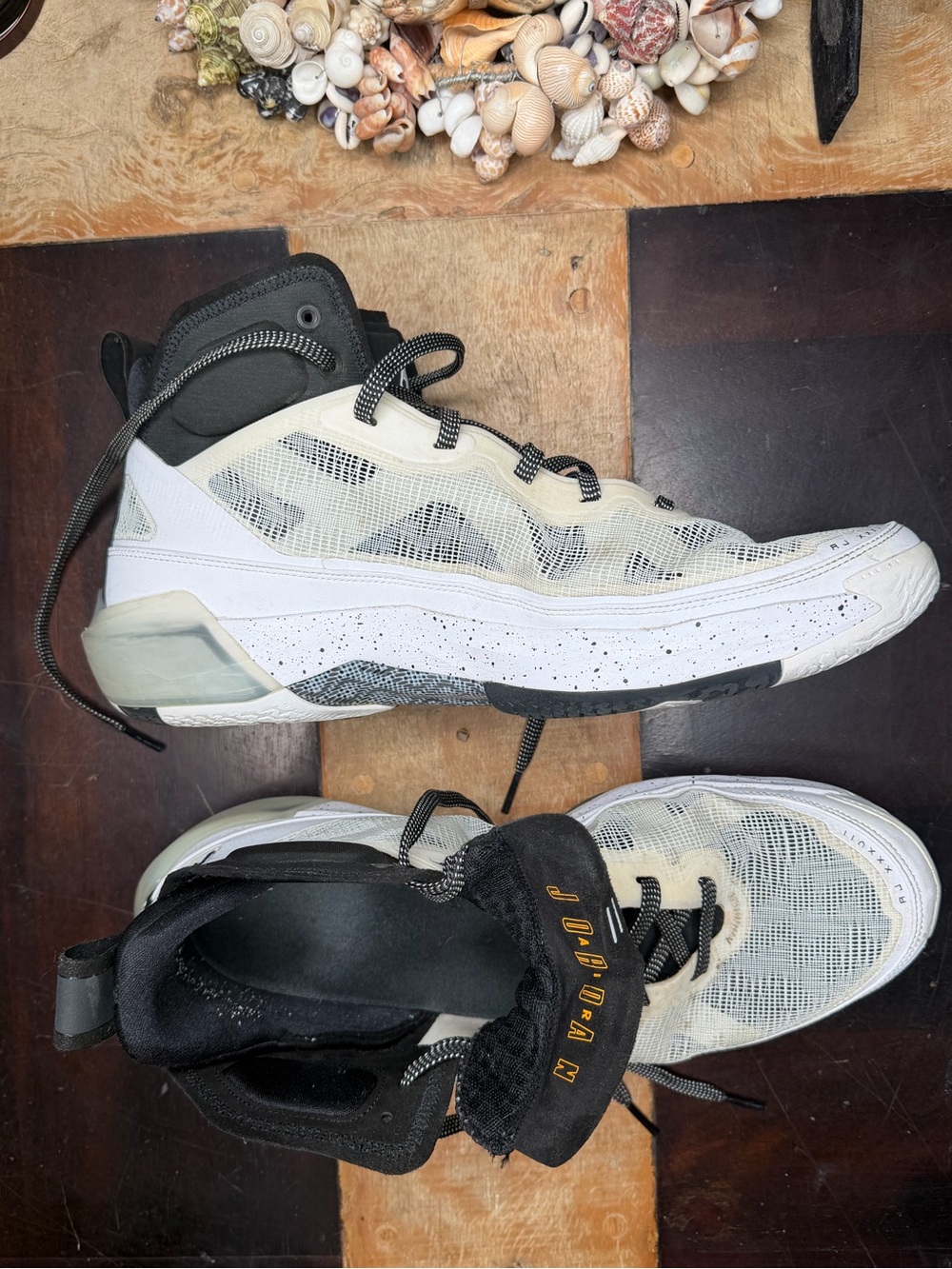 Men’s Air Jordan XXXVII Oreo Colorway High Top Sneaker Basketball Shoes Size 14